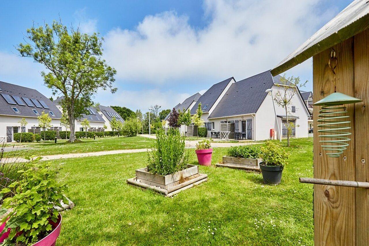 Vacanceole - Le Domaine De La Corniche - Deauville Sud Auberville Exterior photo